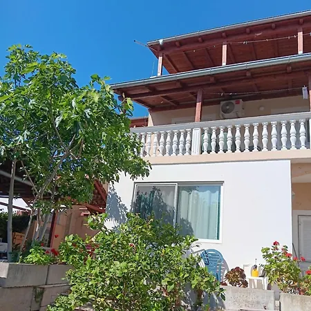 Appartement Nadalina *